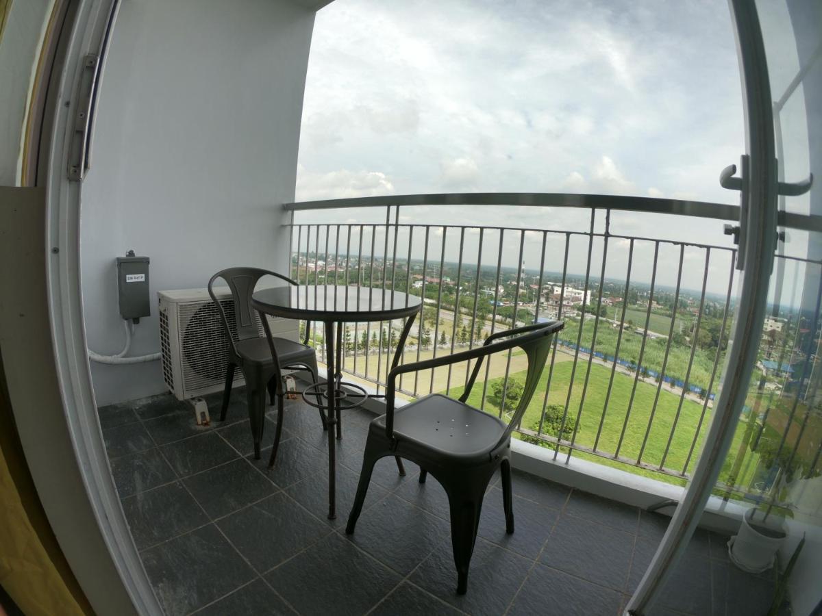 Breezy Nest Staycation At Wind Residences Tagaytay تاجيتاي المظهر الخارجي الصورة