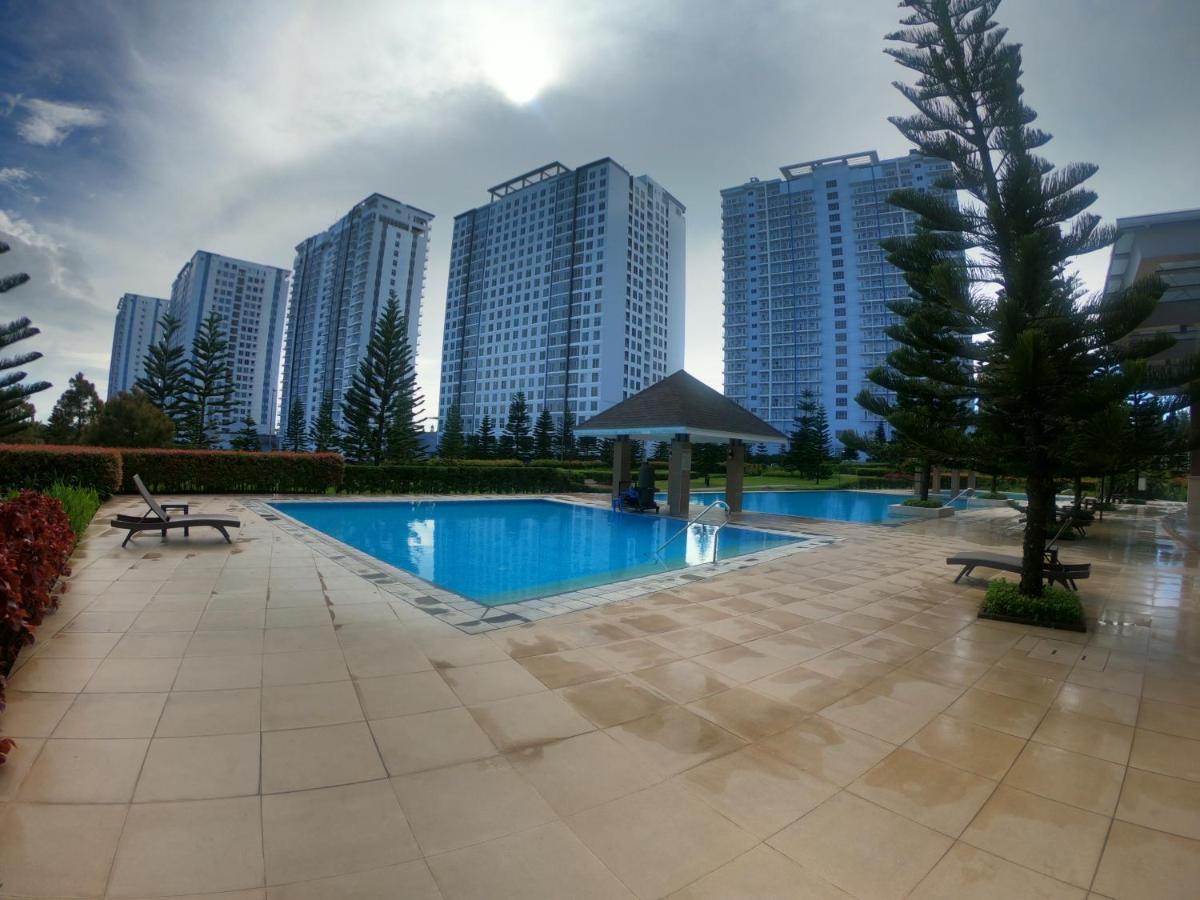 Breezy Nest Staycation At Wind Residences Tagaytay تاجيتاي المظهر الخارجي الصورة
