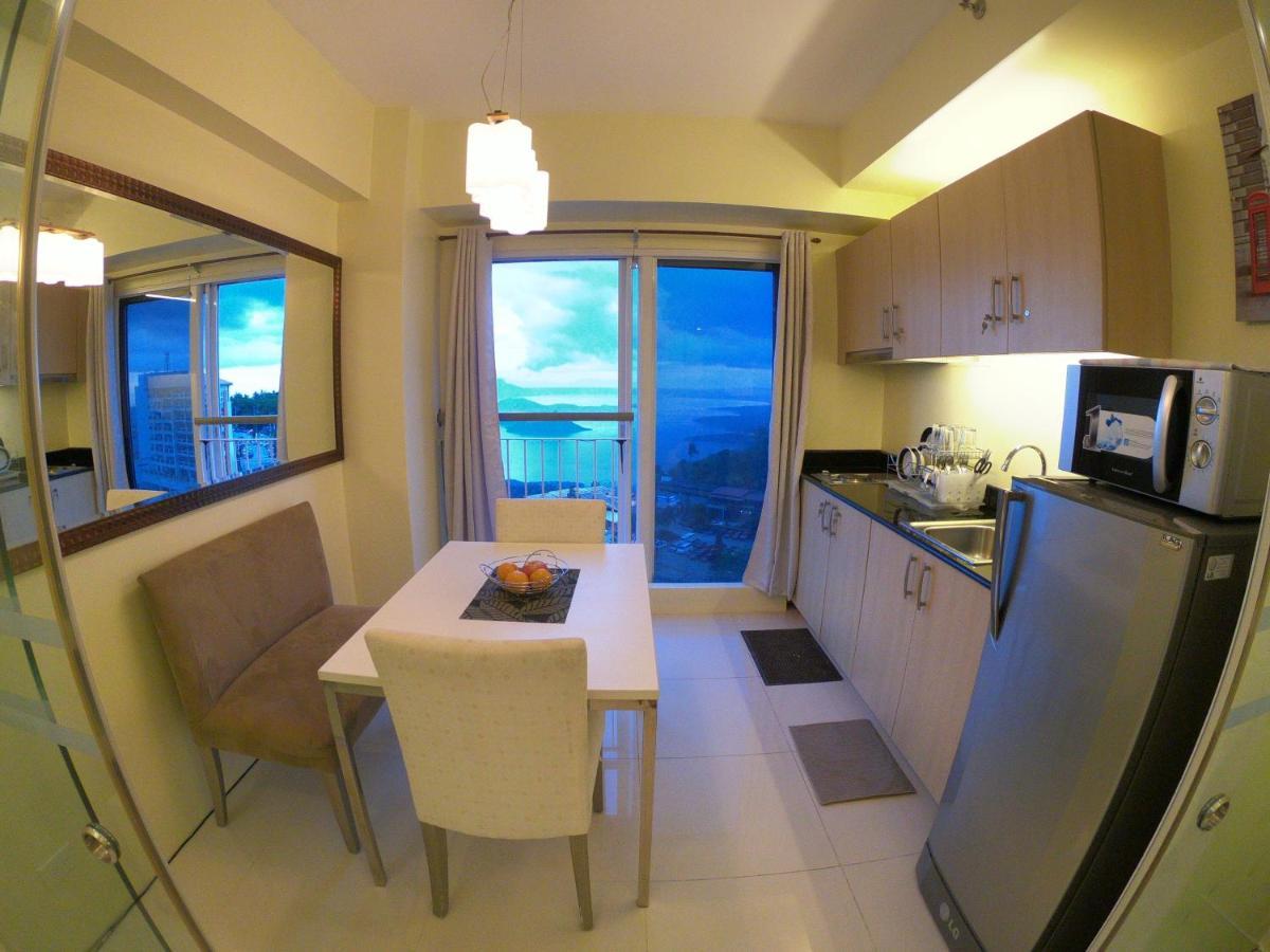 Breezy Nest Staycation At Wind Residences Tagaytay تاجيتاي المظهر الخارجي الصورة