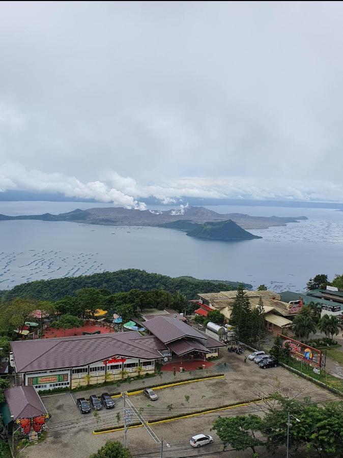 Breezy Nest Staycation At Wind Residences Tagaytay تاجيتاي المظهر الخارجي الصورة